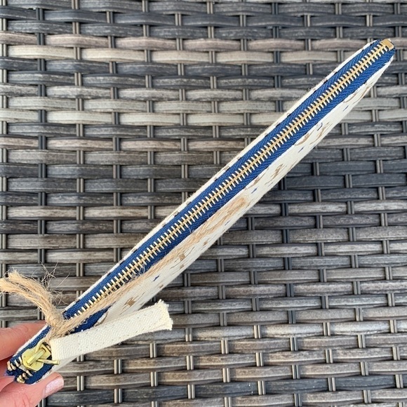 NWOT Canvas Nautical Anchor and Star Print Clutch - Picture 10 of 12